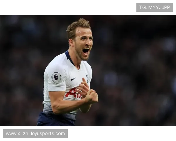 凯恩脚尖轻触完成致命一传,热刺攻势再引全场惊呼 凯恩脚尖轻触完成致命一传,热刺攻势再引全场惊呼