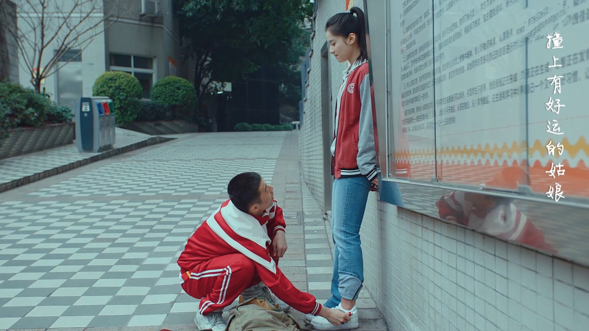 下载乐鱼体育APP-从替补到金球热门，登贝莱这季踢疯了！，登贝莱 集锦